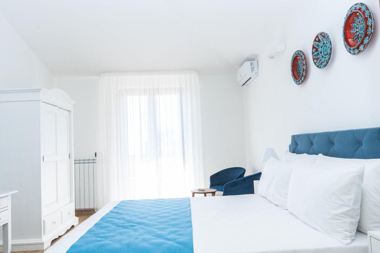 Relais Ruggiero Bed & Breakfast Le Castella  Eksteriør bilde
