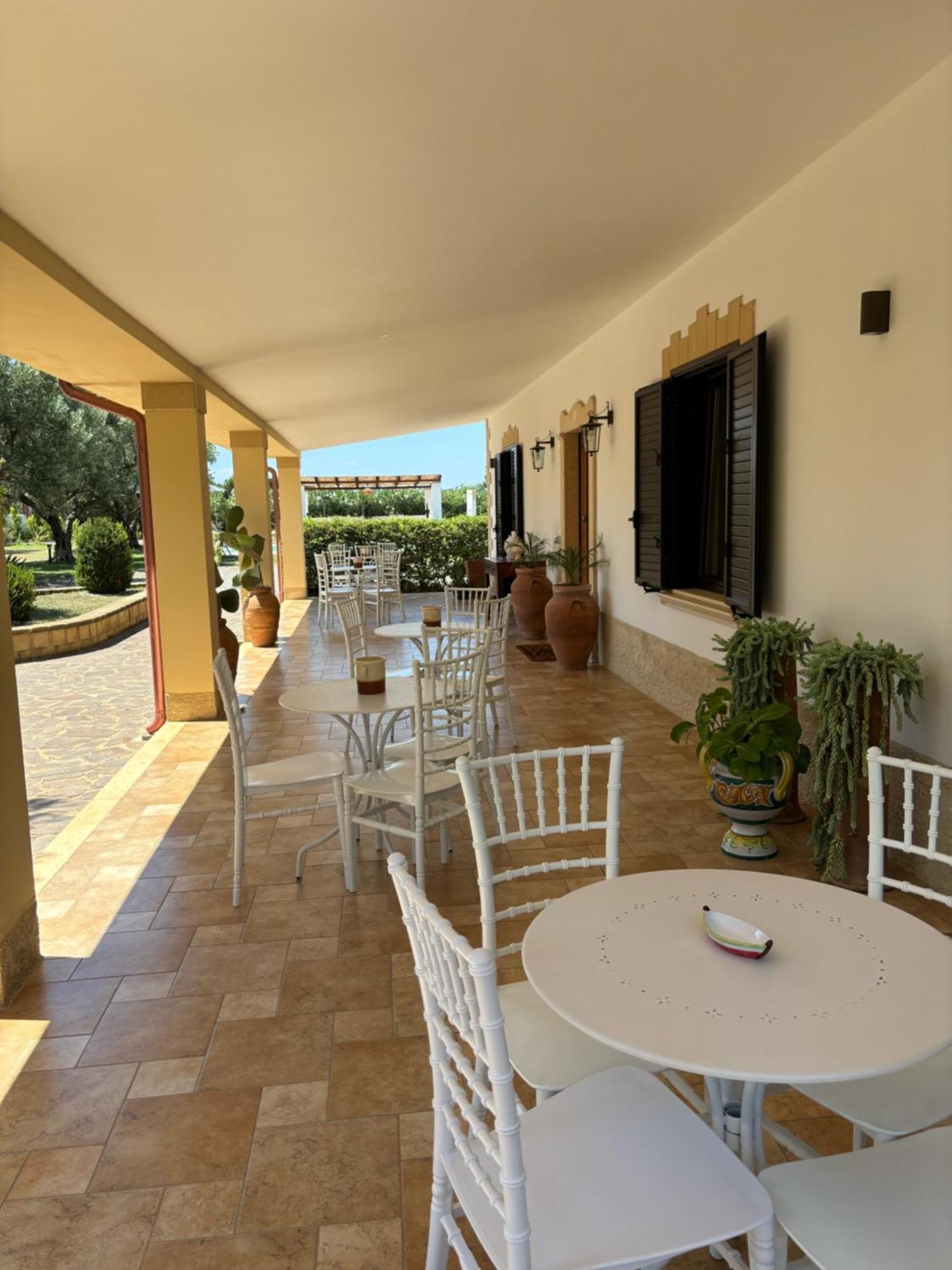 Relais Ruggiero Bed & Breakfast Le Castella  Eksteriør bilde